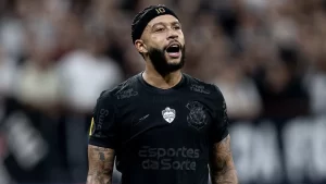 depay_corinthians-e1739977179167