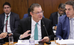 Oposicao-inicia-obstrucao-na-Camara