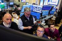 Petróleo fecha em alta após negociações entre EUA e Irã